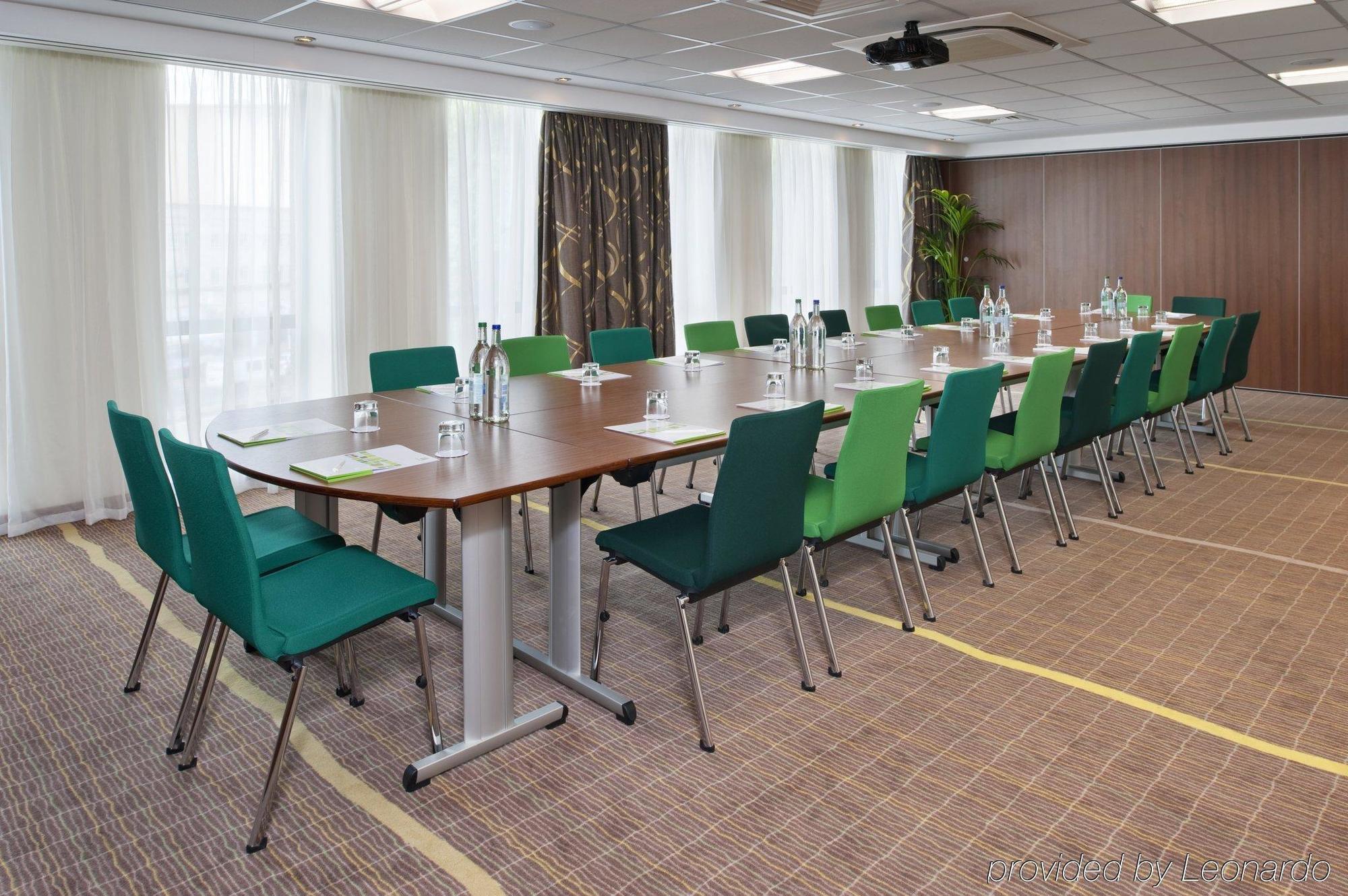 Holiday Inn Bristol City Centre By Ihg Konforlar fotoğraf